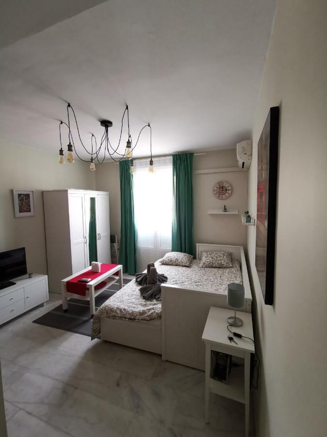 **** Genuar Apartments Malaga Center Luaran gambar